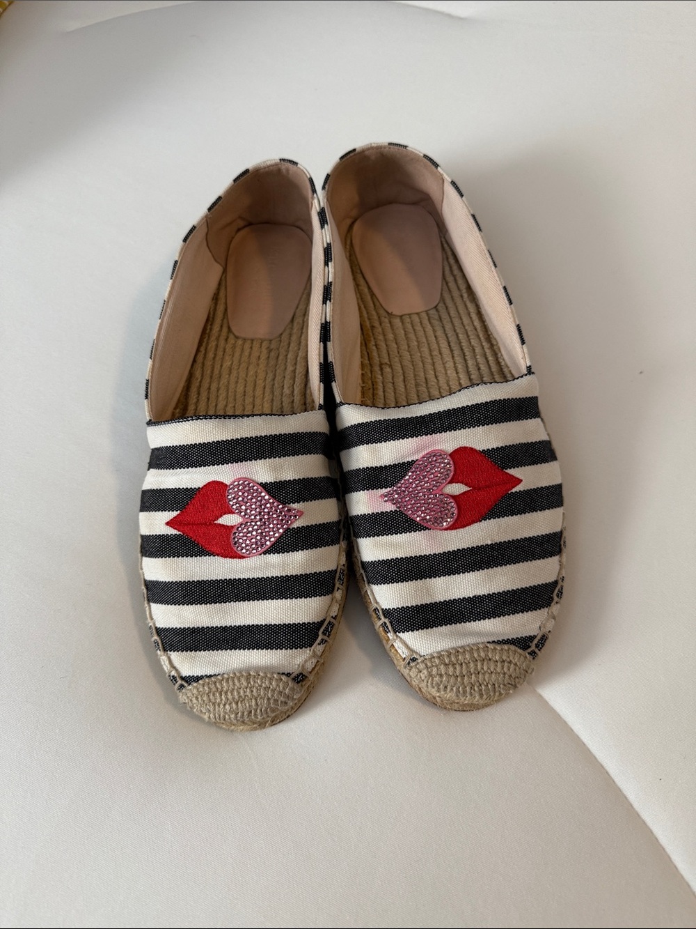Kate Spade New York Gimlet Heart Lips Espadrilles